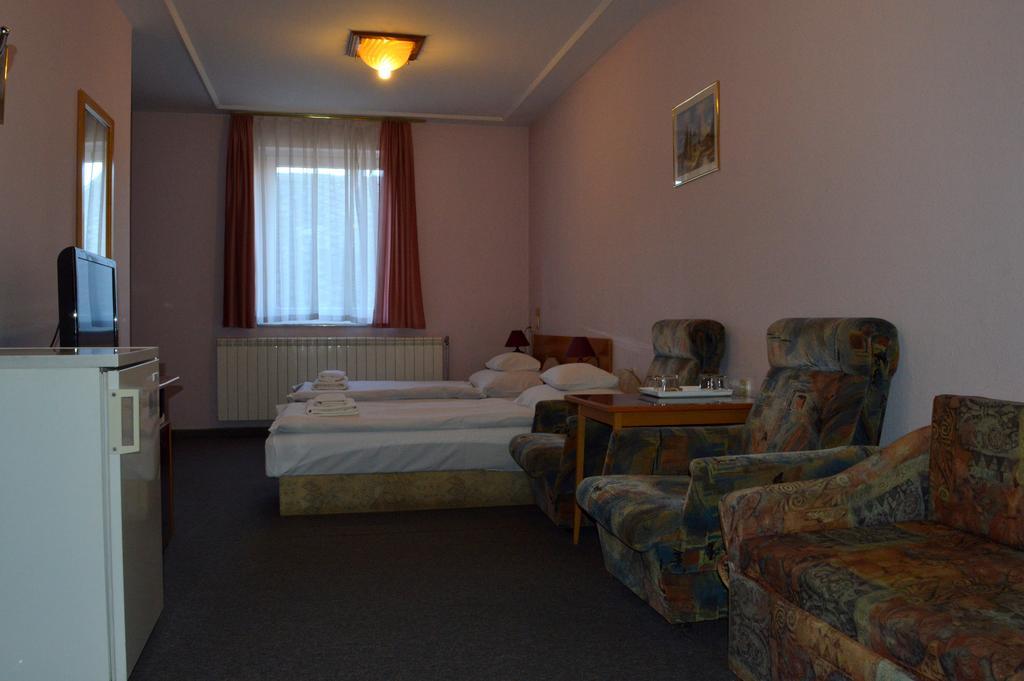 Apollo Motel Κεσκεμέτ Δωμάτιο φωτογραφία